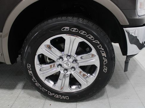 Used 2018 Ford F150 King Ranch w/ Equipment Group 601A Luxury AWD/4WD image 5