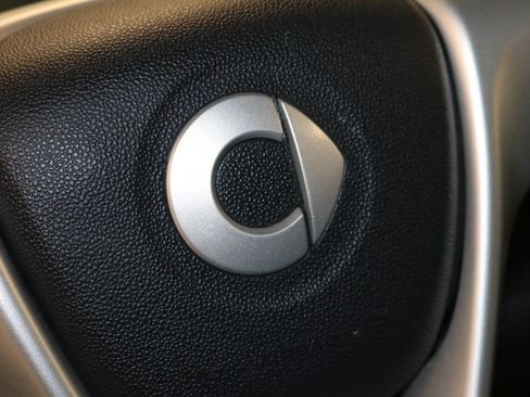 Used 2009 smart fortwo passion RWD image 53