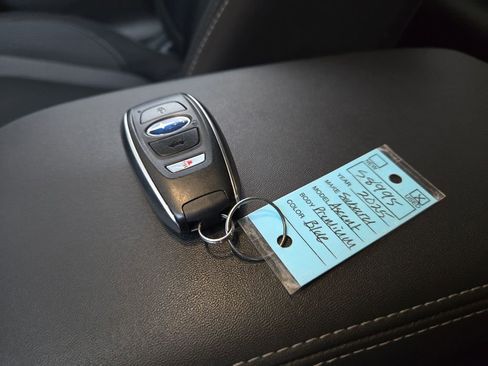 Certified 2025 Subaru Ascent Premium image 29