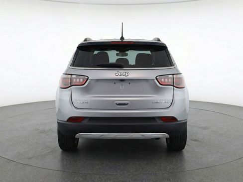 Used 2025 Jeep Compass Limited AWD/4WD image 7