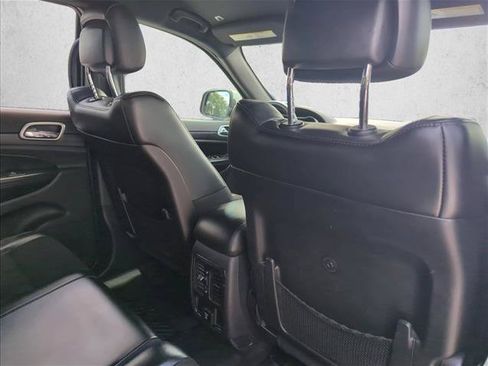 Used 2019 Jeep Grand Cherokee Altitude RWD image 18
