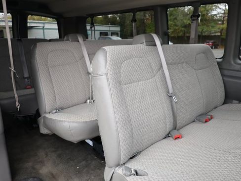 Used 2019 Chevrolet Express 3500 LT w/ LT Preferred Equipment Group image 17