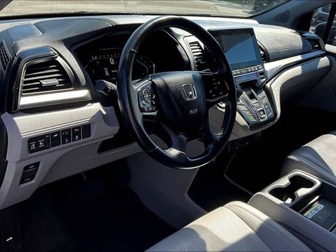 Used 2018 Honda Odyssey Elite image 14