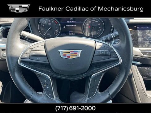 Used 2023 Cadillac XT5 Premium Luxury w/ Technology Package AWD/4WD image 23
