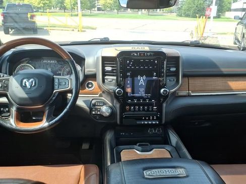 Used 2019 RAM 1500 Limited AWD/4WD image 12
