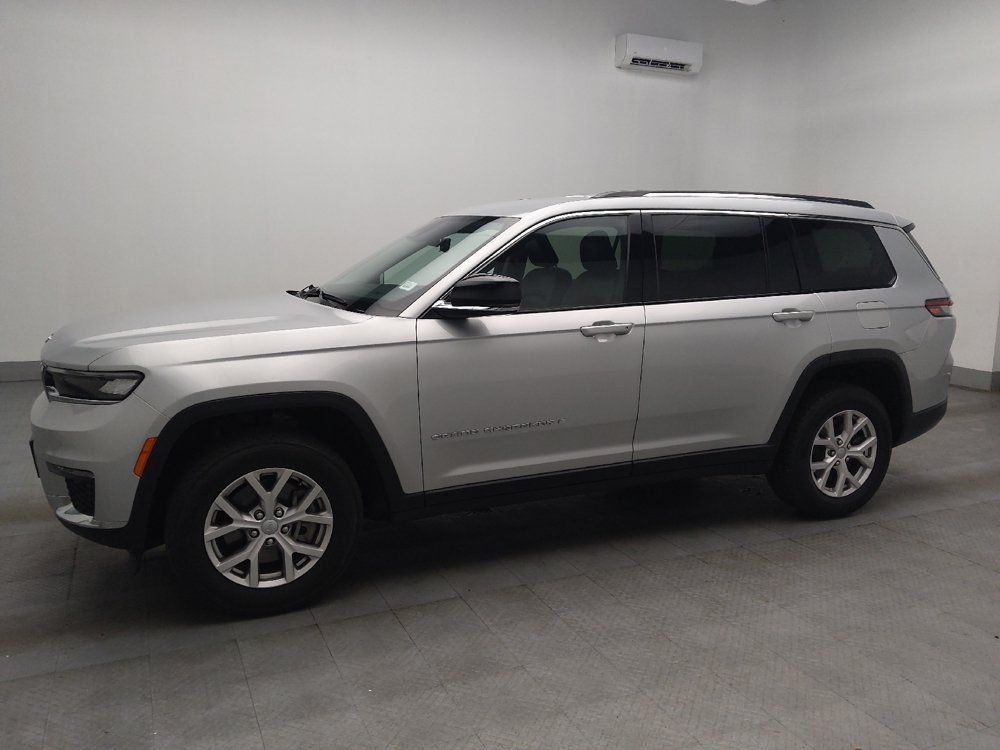 Used 2022 Jeep Grand Cherokee L Limited AWD/4WD image 2