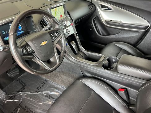 Used 2014 Chevrolet Volt Premium w/ Premium Trim Package FWD image 11