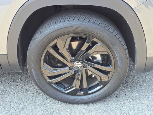 Used 2022 Volkswagen Atlas SE AWD/4WD image 9