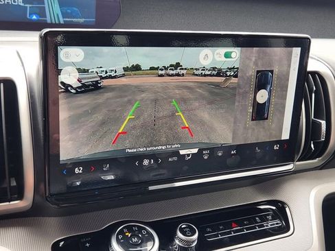 New 2026 Ford Expedition Active RWD image 18