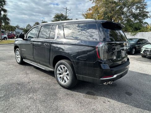 New 2026 Chevrolet Suburban Premier w/ Sun And Tow Package AWD/4WD image 5