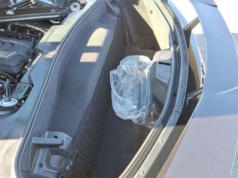 Used 2020 Chevrolet Corvette Stingray Premium Cpe w/ 3LT Preferred Equipment Group image 17