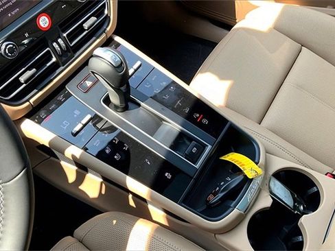 New 2025 Porsche Macan Turbo image 36