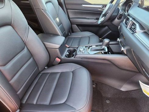 Used 2025 MAZDA CX-5 AWD 2.5 S w/ Preferred Package image 18