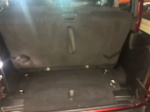 Used 2021 Jeep Wrangler Sport AWD/4WD image 30