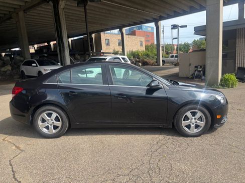 Used 2014 Chevrolet Cruze LT w/ All-Star Edition FWD image 4