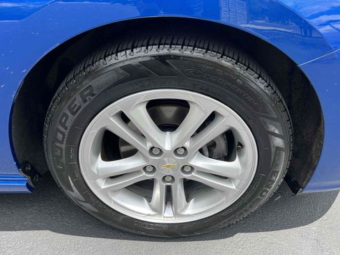 Used 2017 Chevrolet Cruze LT w/ Convenience Package FWD image 71