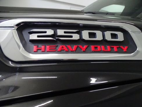 Certified 2025 RAM 2500 Big Horn AWD/4WD image 24
