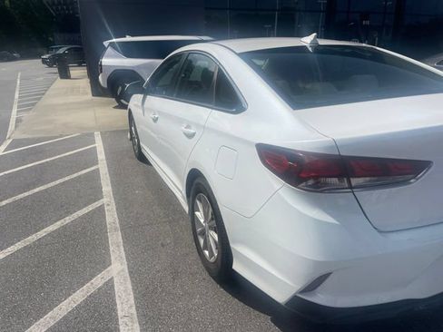 Used 2019 Hyundai Sonata SE FWD image 11