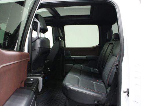 Used 2021 Ford F150 Lariat w/ Equipment Group 502A High image 13