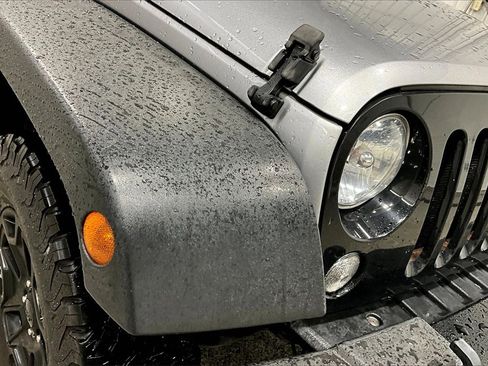 Used 2017 Jeep Wrangler Sport image 28