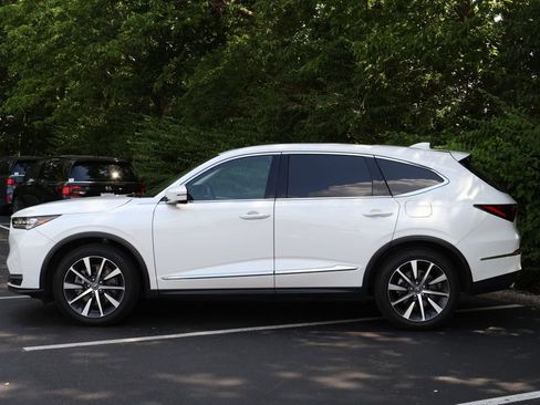 Used 2025 Acura MDX FWD w/ Technology Package image 4