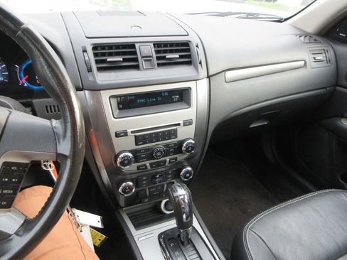 Used 2012 Ford Fusion SEL image 10