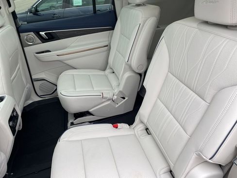 New 2026 Buick Enclave Avenir w/ Super Cruise Package image 28