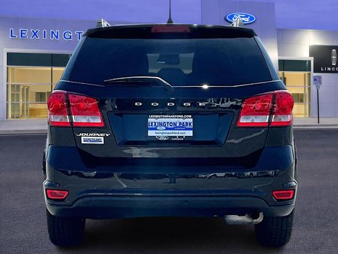 Used 2019 Dodge Journey SE w/ Premium Group image 6