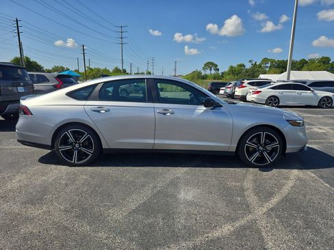 Used 2026 Honda Accord Sport image 3