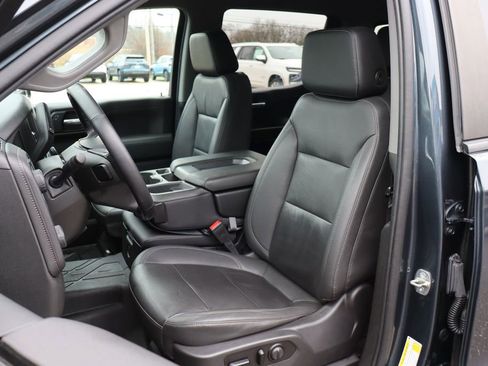 Used 2021 Chevrolet Silverado 1500 LT w/ Convenience Package II image 12