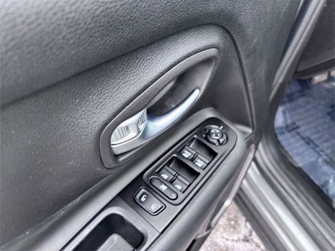 Used 2020 Jeep Renegade Limited w/ Trailer Tow Group image 13