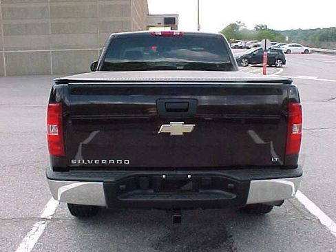 Used 2008 Chevrolet Silverado 1500 LT w/ Power Pack Plus image 9