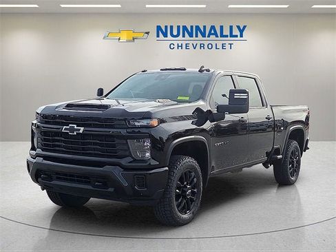 Used 2025 Chevrolet Silverado 2500 Custom w/ Custom Blackout Package image 1