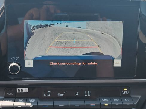 Used 2025 Toyota Camry LE image 6