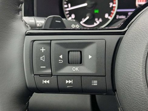 New 2025 Nissan Pathfinder SL image 25