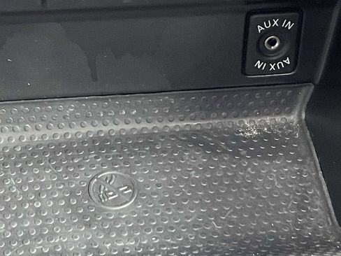 Used 2012 Volkswagen Beetle 2.5 image 27