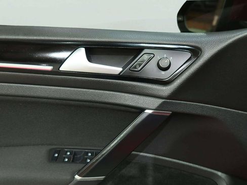 Used 2017 Volkswagen GTI 4-Door FWD image 13