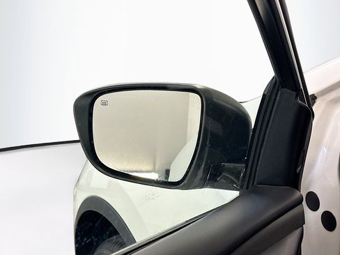 Used 2022 Nissan Murano SV AWD/4WD image 16