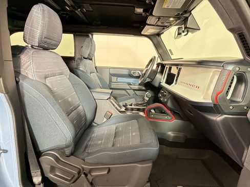 Used 2024 Ford Bronco Heritage Edition image 30