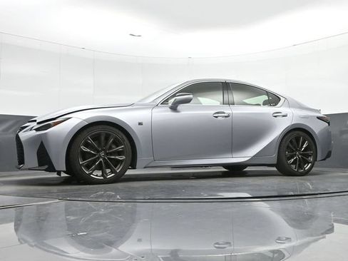 Used 2024 Lexus IS 350 F Sport RWD image 16