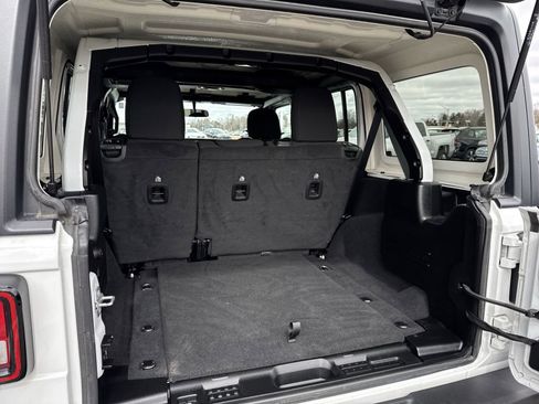 Used 2021 Jeep Wrangler Unlimited Sport image 23