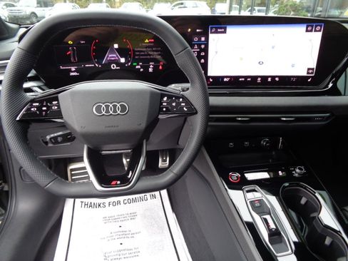 Used 2025 Audi S5 Premium Plus w/ Premium Plus Package AWD/4WD image 14