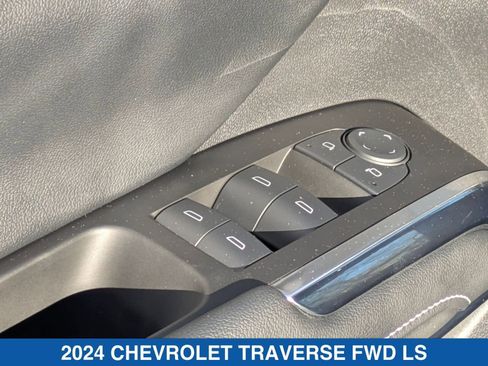 Used 2024 Chevrolet Traverse LS image 13