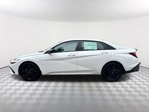 New 2026 Hyundai Elantra Sport FWD image 7