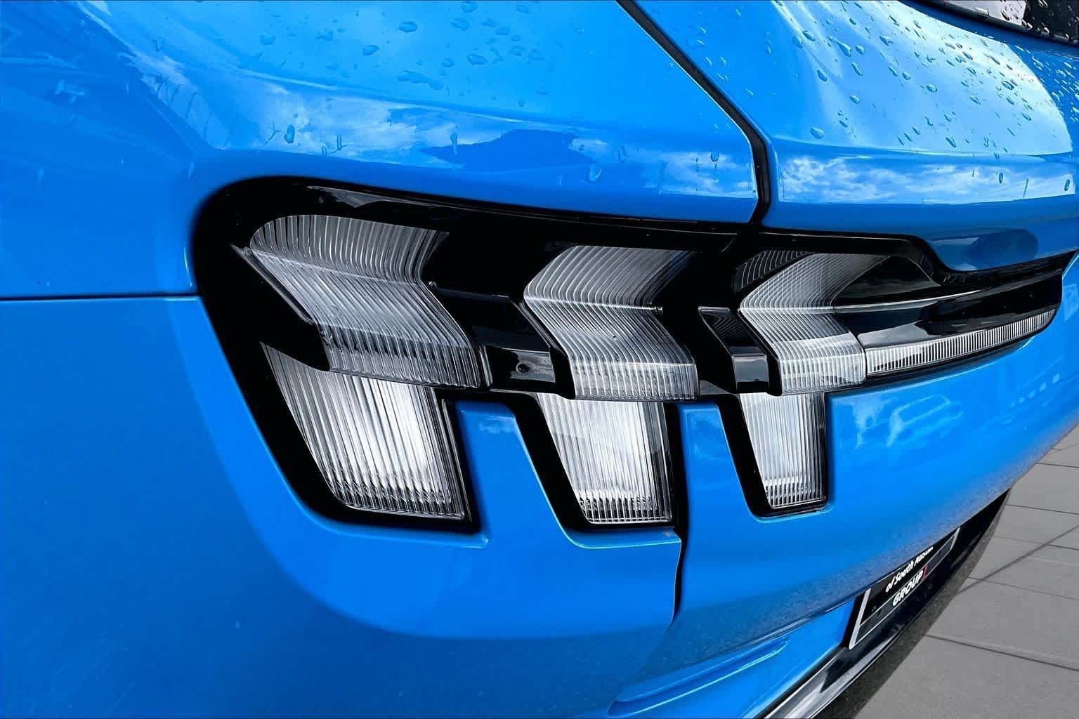 Used 2023 Ford Mustang Mach-E Premium AWD/4WD image 27