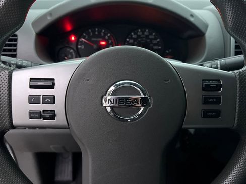 Used 2019 Nissan Frontier SV image 24