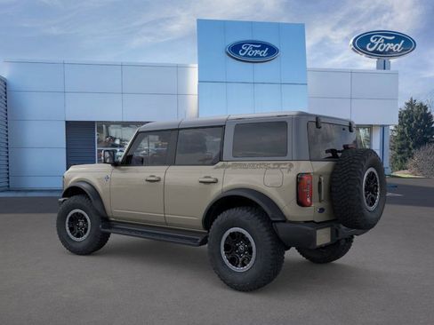 New 2025 Ford Bronco Outer Banks w/ Sasquatch Package image 4