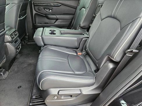 Used 2023 Honda Pilot Elite image 18