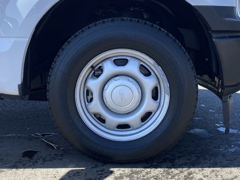 Used 2018 Ford F150 XL RWD image 11