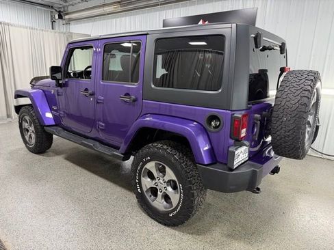 Used 2017 Jeep Wrangler Unlimited Sahara w/ Max Tow Package AWD/4WD image 6